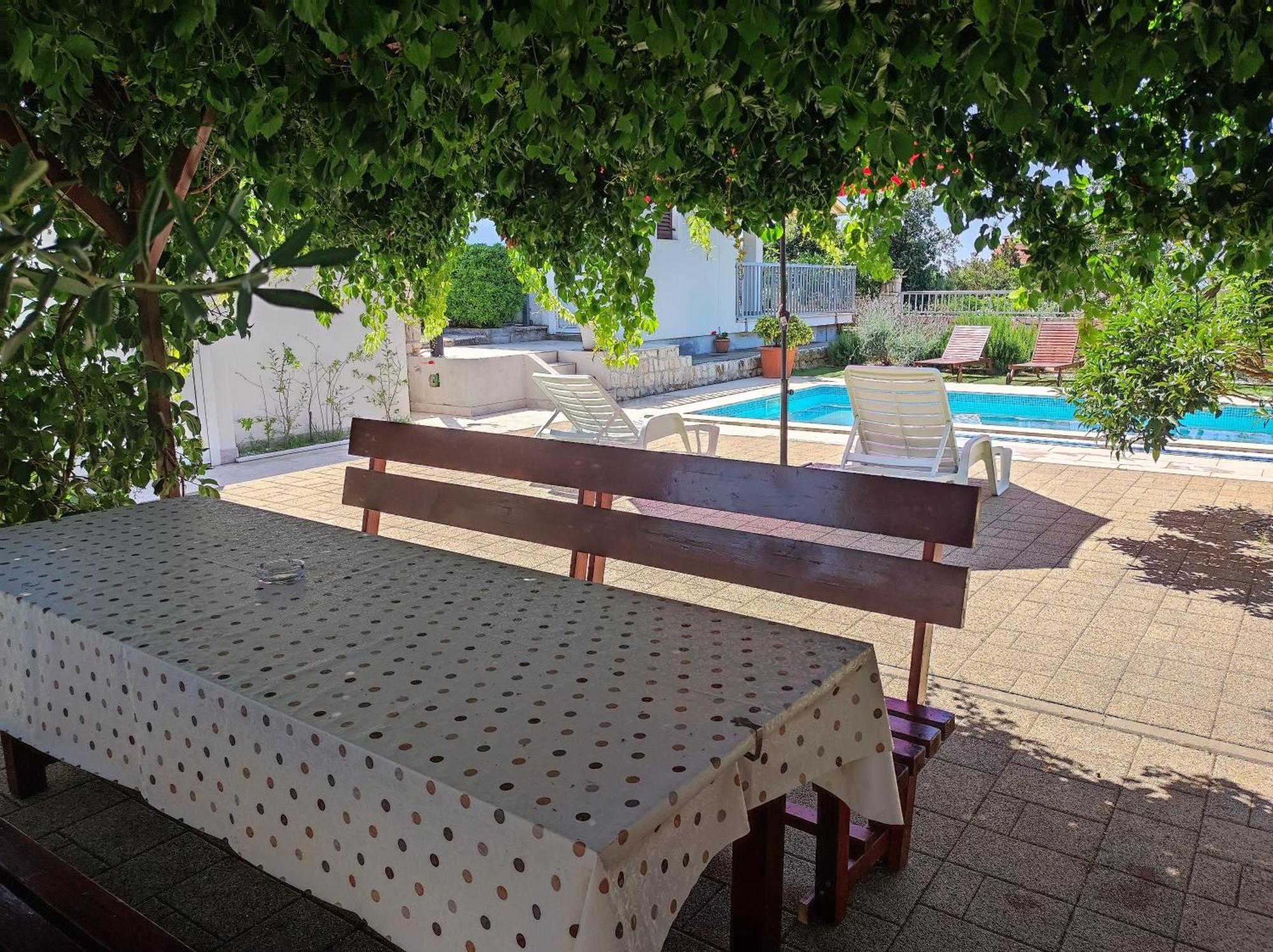 Holiday House Nena With Pool Vinišće Exterior foto